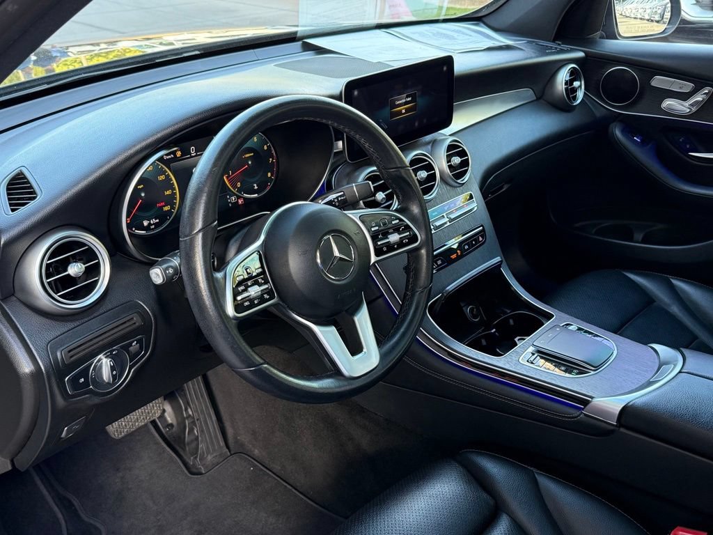 Used 2020 Mercedes-Benz GLC 300 4MATIC w/ Parking Assistance Package image 21
