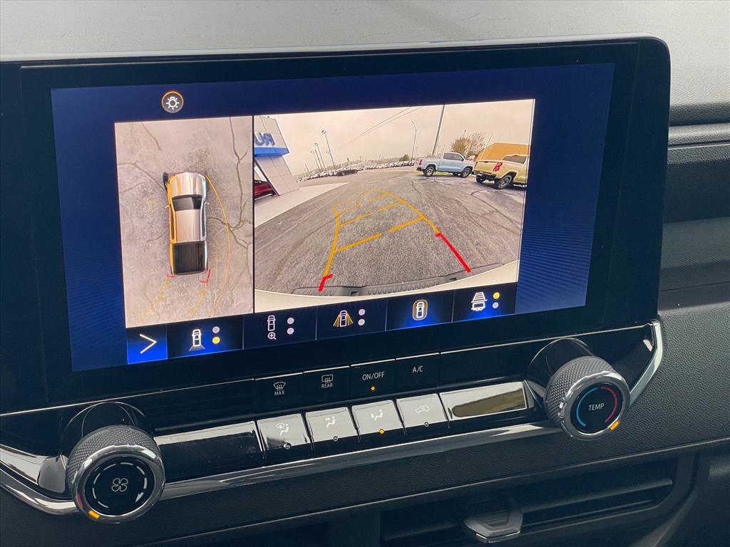 Used 2023 Chevrolet Colorado Trail Boss w/ LPO, Dark Essentials Package image 16