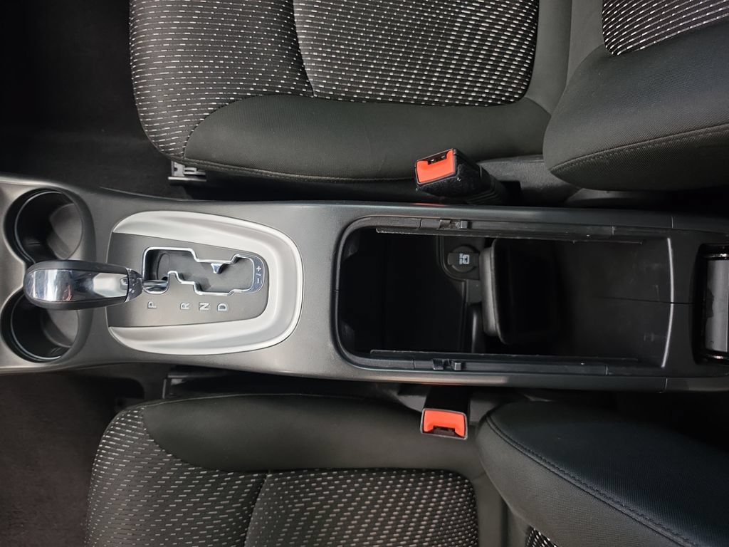 Used 2020 Dodge Journey SE w/ Blacktop Package FWD image 31