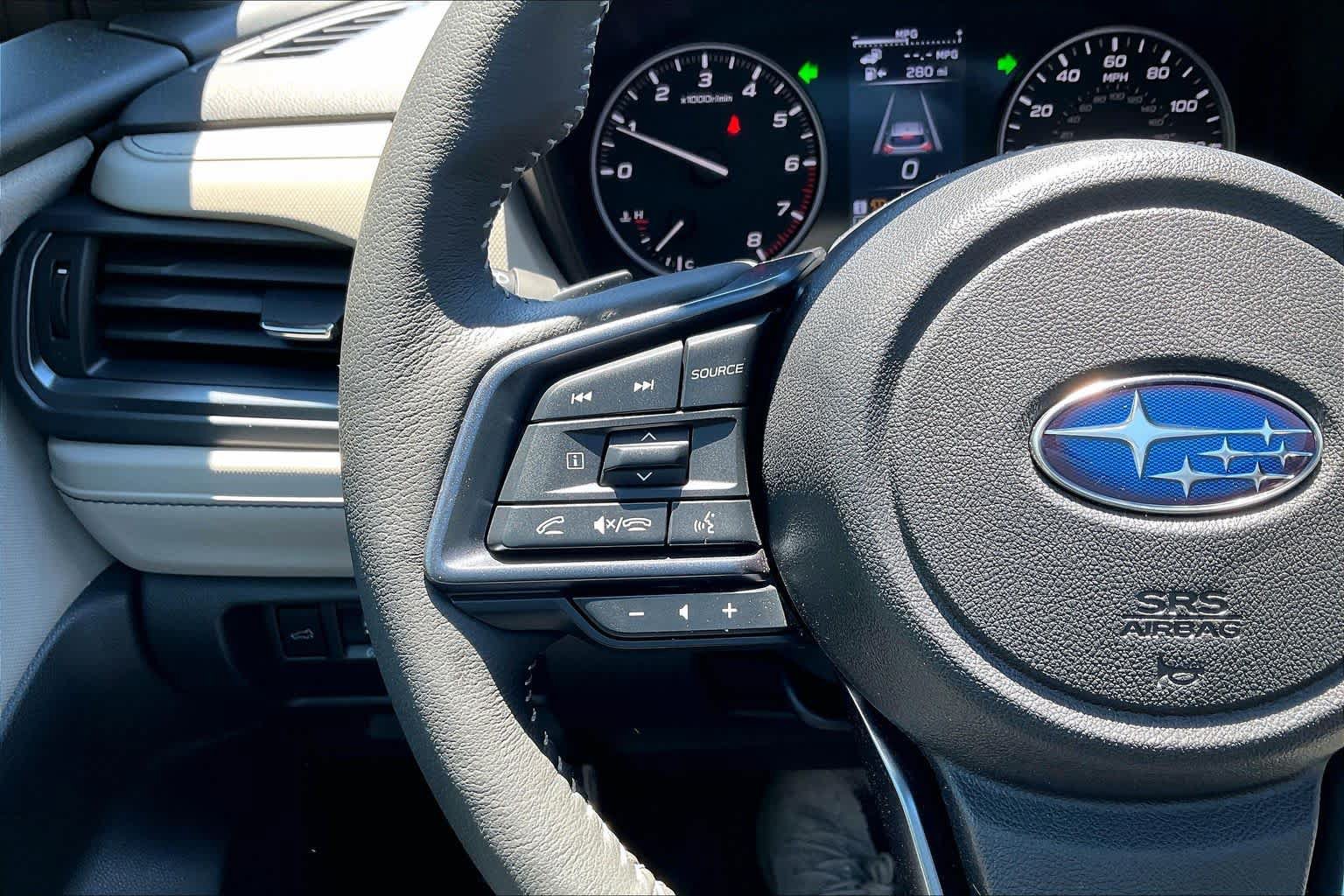 Used 2025 Subaru Forester Limited AWD/4WD image 24