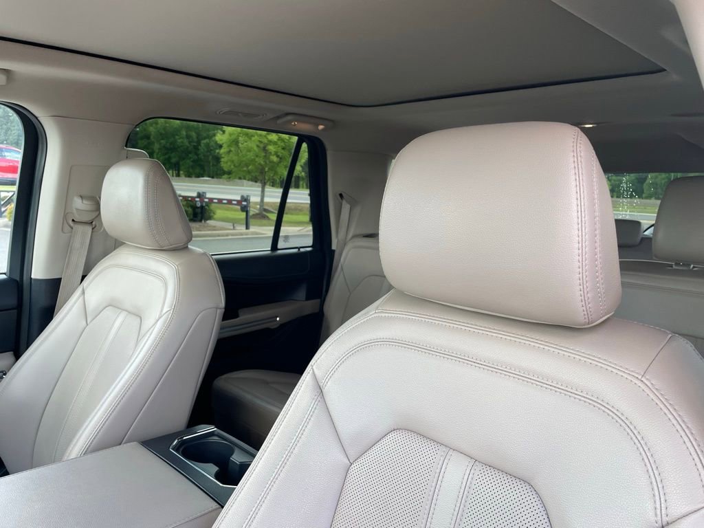 Used 2024 Ford Expedition Max Limited image 23