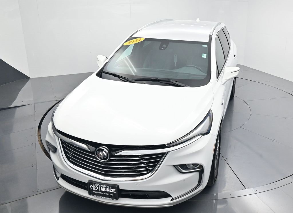 Used 2024 Buick Enclave Premium image 63