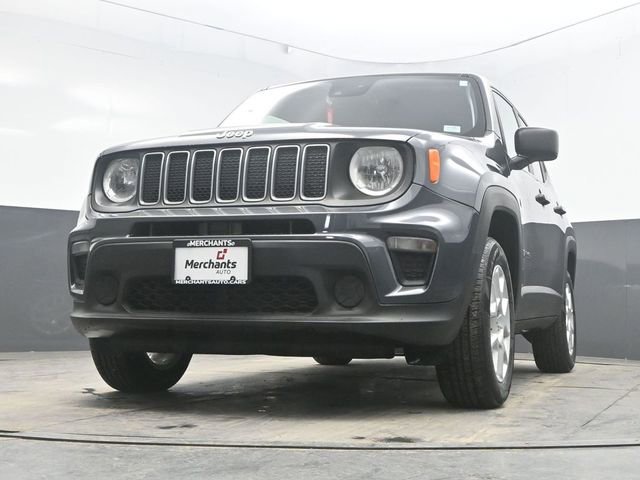 Used 2023 Jeep Renegade Latitude image 38