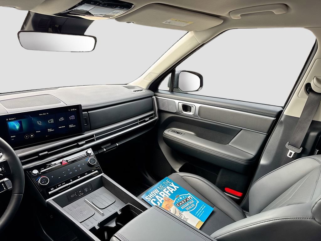 Used 2026 Hyundai Santa Fe SEL image 24