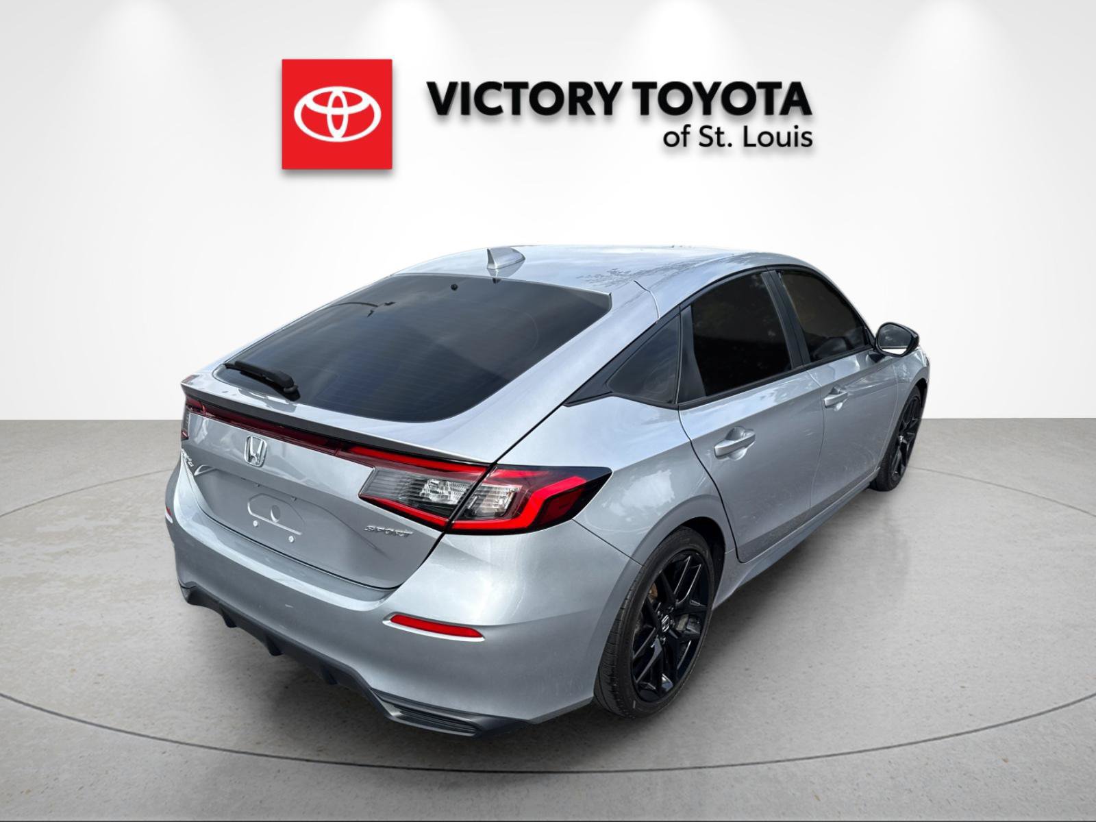 Used 2024 Honda Civic Sport image 3