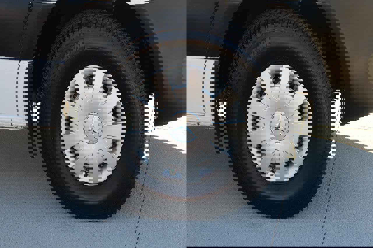 Used 2019 Mercedes-Benz Sprinter 2500 image 8