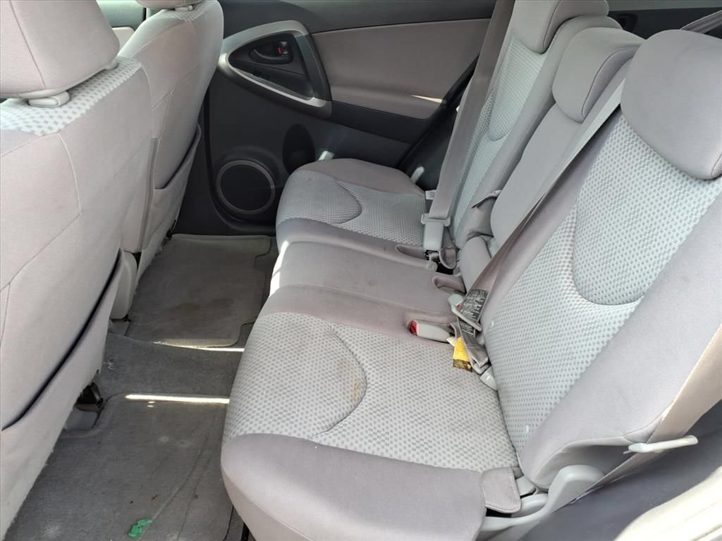 Used 2006 Toyota RAV4 4WD image 13