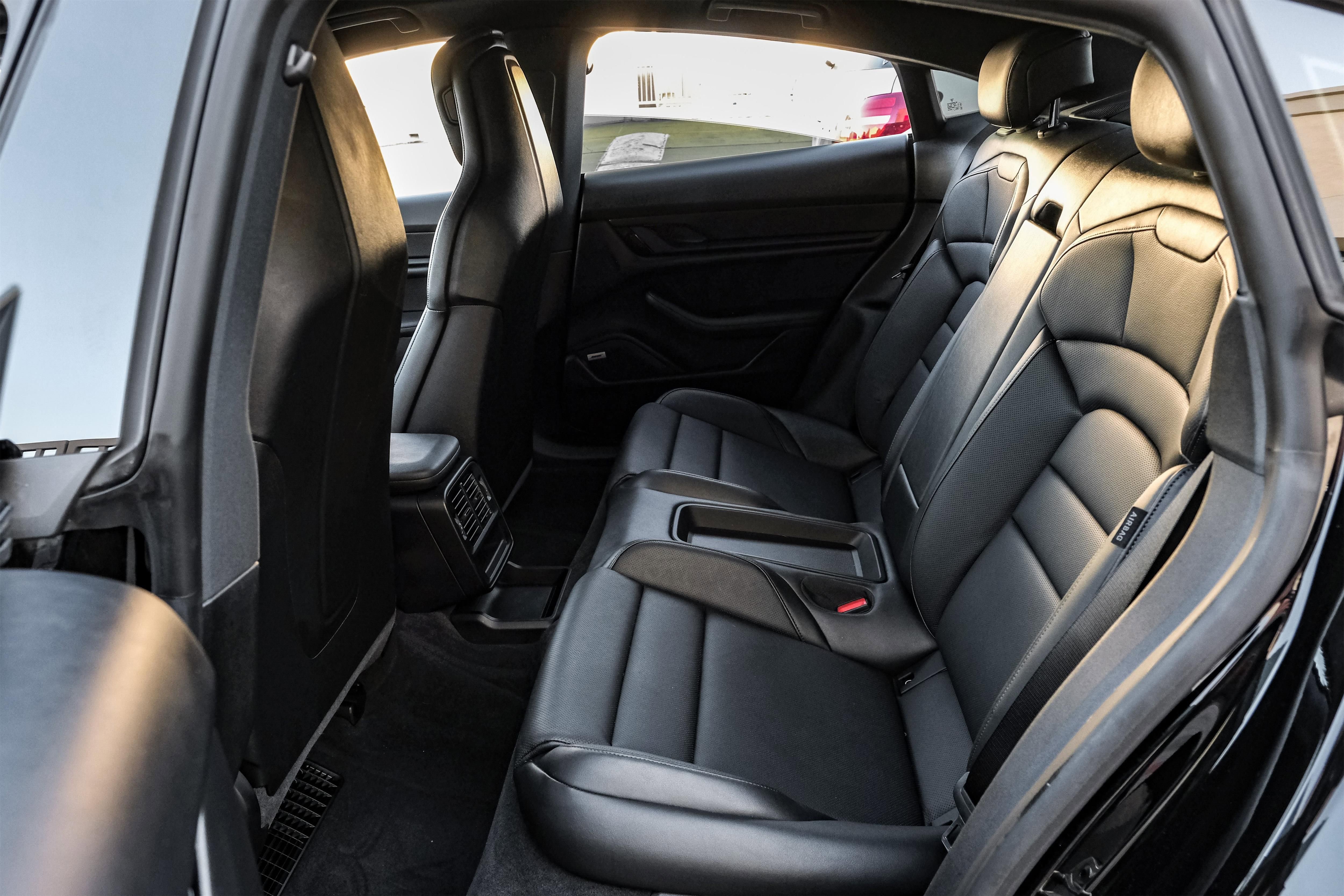 Used 2021 Porsche Taycan image 36