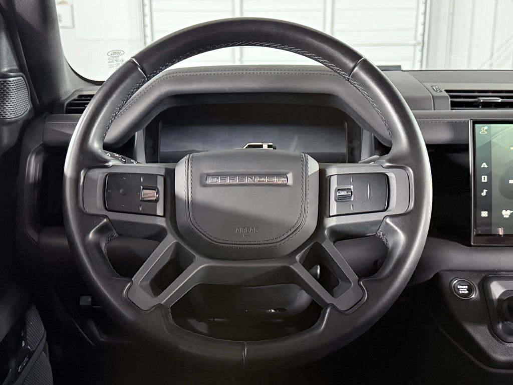 Used 2023 Land Rover Defender 110 X AWD/4WD image 36