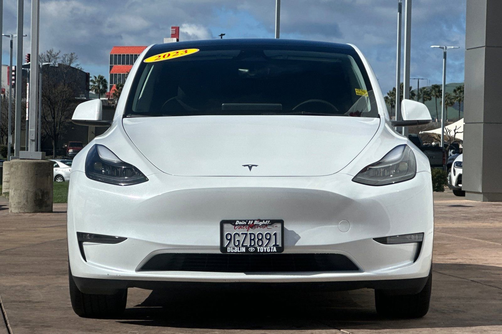 Used 2023 Tesla Model Y Long Range image 10