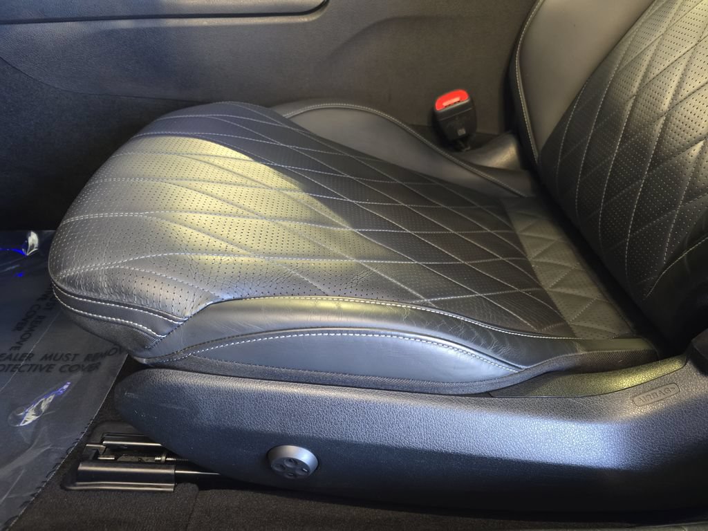 Used 2024 Mercedes-Benz CLE 53 AMG 4MATIC image 32