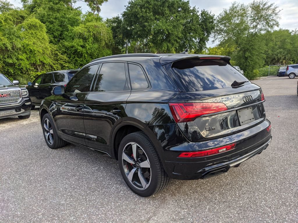 Used 2024 Audi Q5 2.0T Premium Plus w/ Premium Plus Package image 3