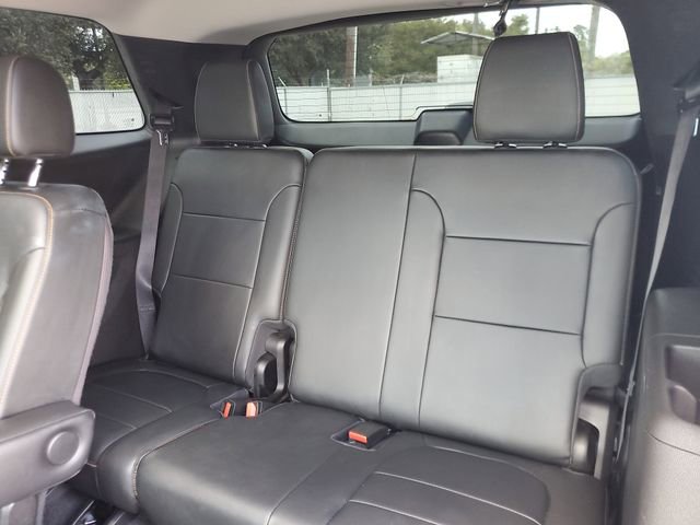 Used 2019 Chevrolet Traverse Premier w/ Redline Edition FWD image 9