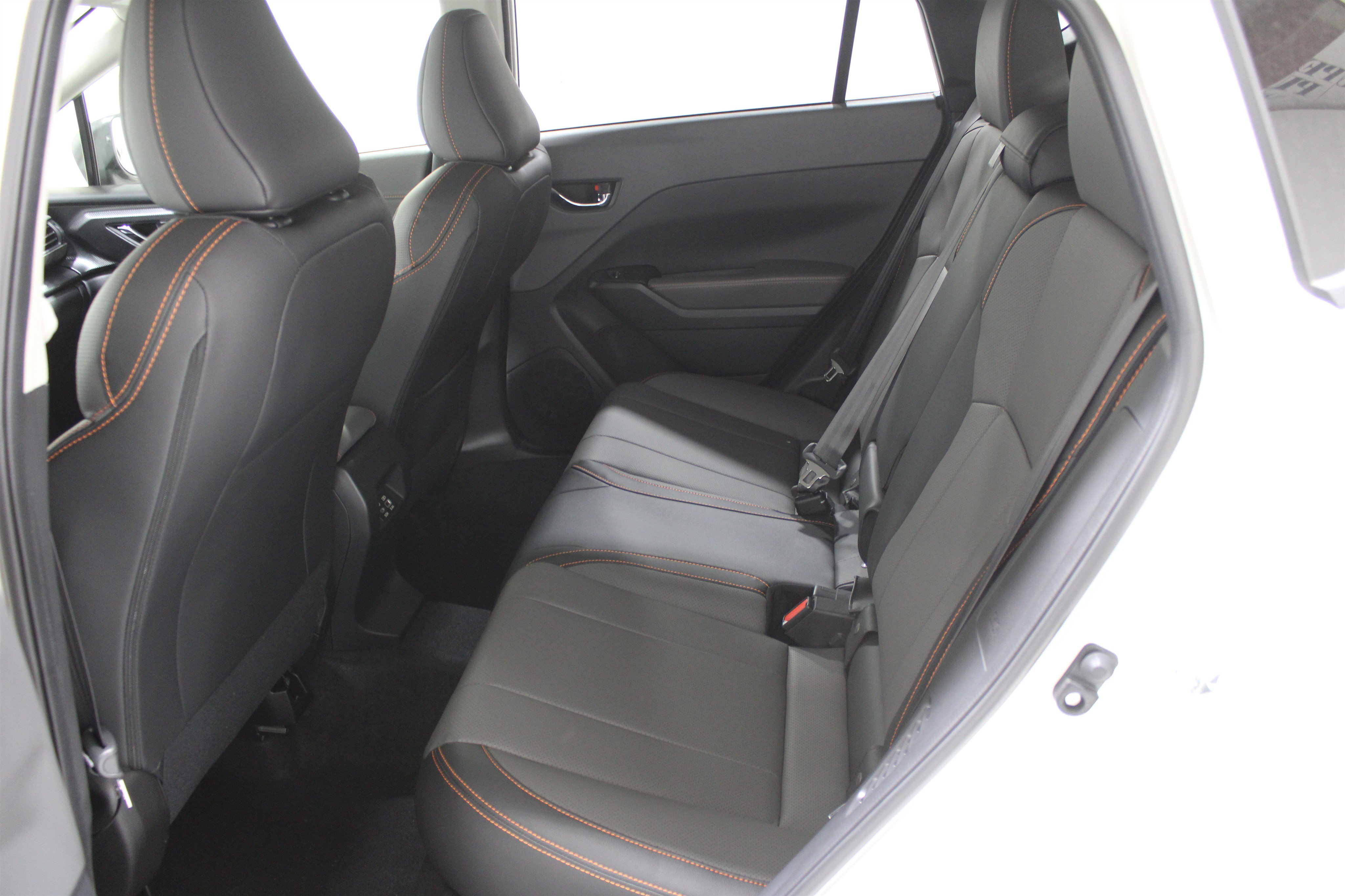 New 2026 Subaru Crosstrek 2.5i Limited w/ Crosstrek Mirror Package image 15