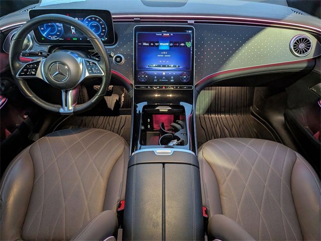 Used 2023 Mercedes-Benz EQE 500 4MATIC Sedan image 30