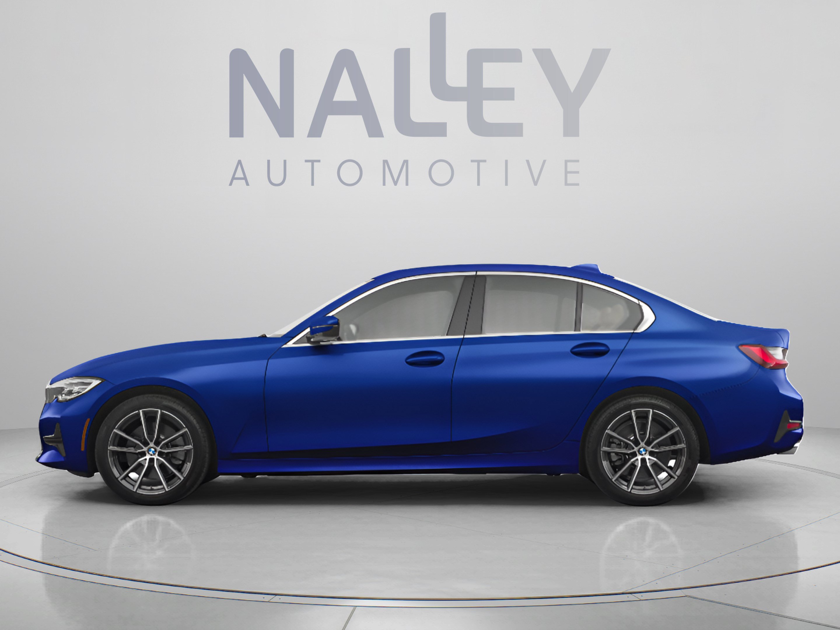 Used 2021 BMW 330i Sedan w/ M Sport Package RWD image 2