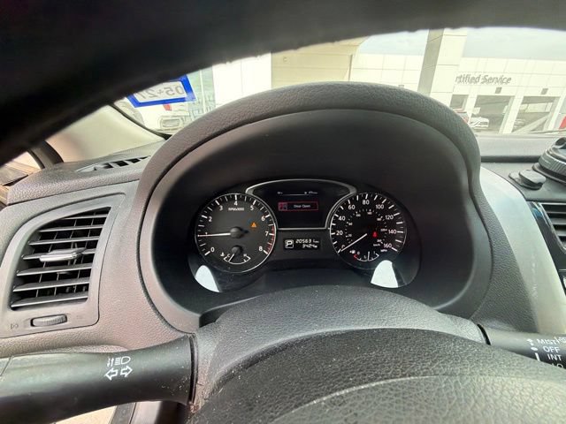 Used 2015 Nissan Altima 2.5 S w/ Sport Value Package FWD image 6
