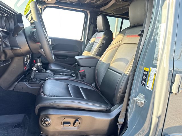 Used 2024 Jeep Wrangler Unlimited Rubicon AWD/4WD image 16
