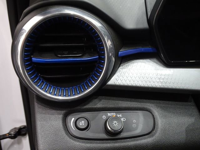Used 2024 Chevrolet Trax LT FWD image 18