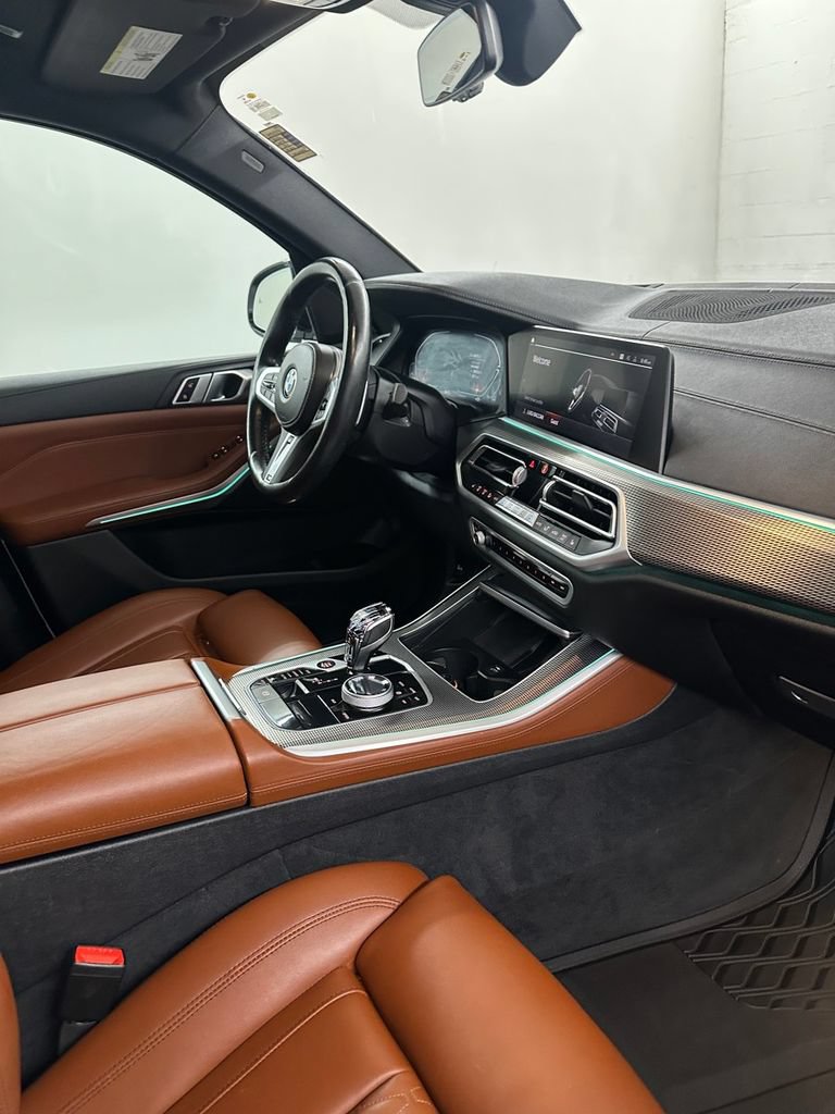 Used 2022 BMW X5 xDrive40i w/ M Sport Package AWD/4WD image 35