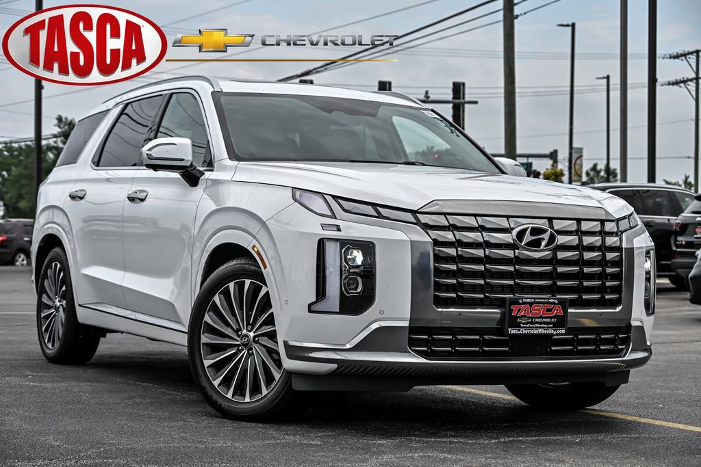 Used 2023 Hyundai Palisade Calligraphy w/ Cargo Package AWD/4WD image 1