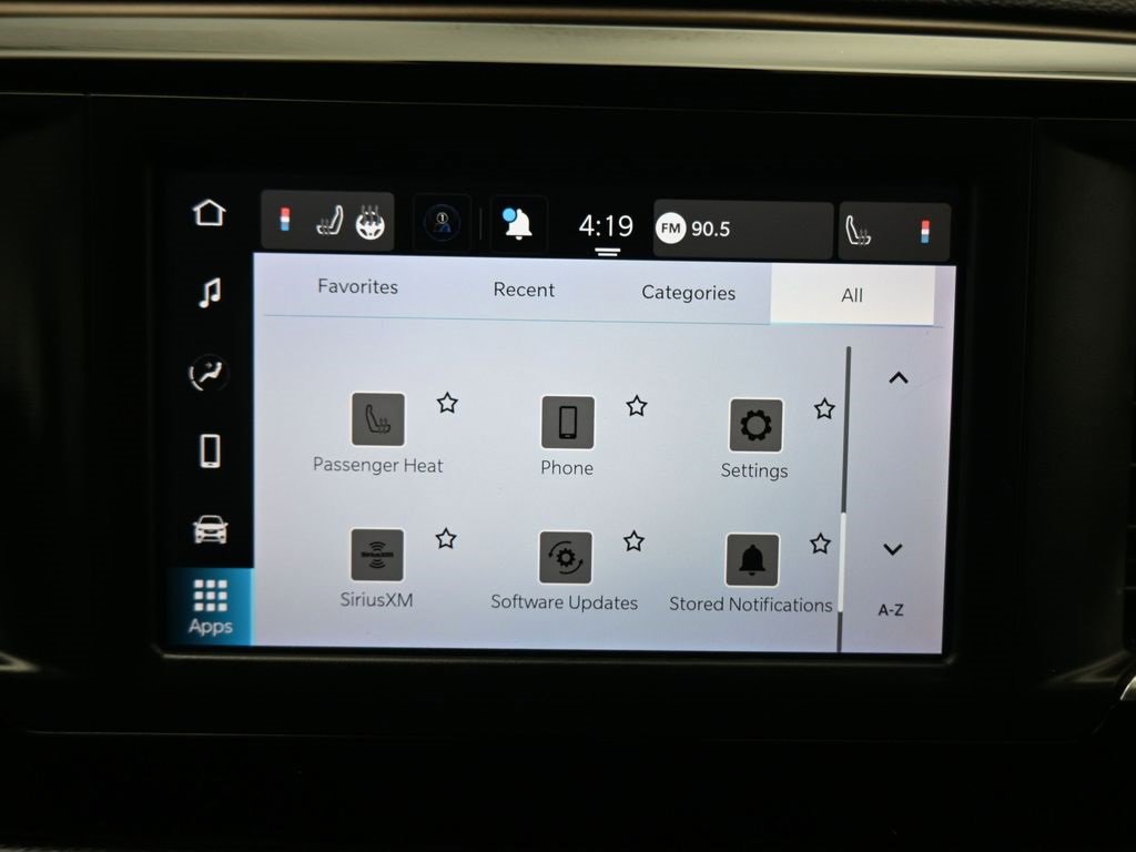 Used 2023 Chrysler Voyager LX image 19