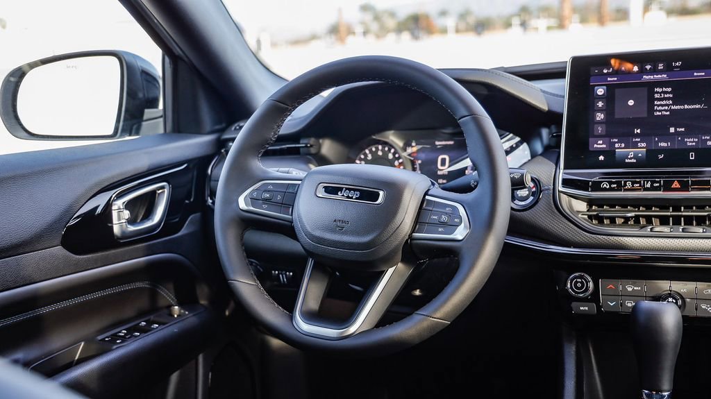 New 2026 Jeep Compass Latitude AWD/4WD image 16