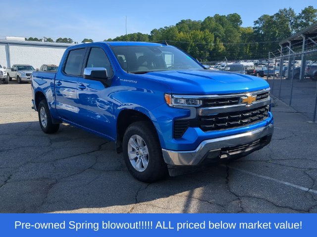 Used 2025 Chevrolet Silverado 1500 LT AWD/4WD image 5