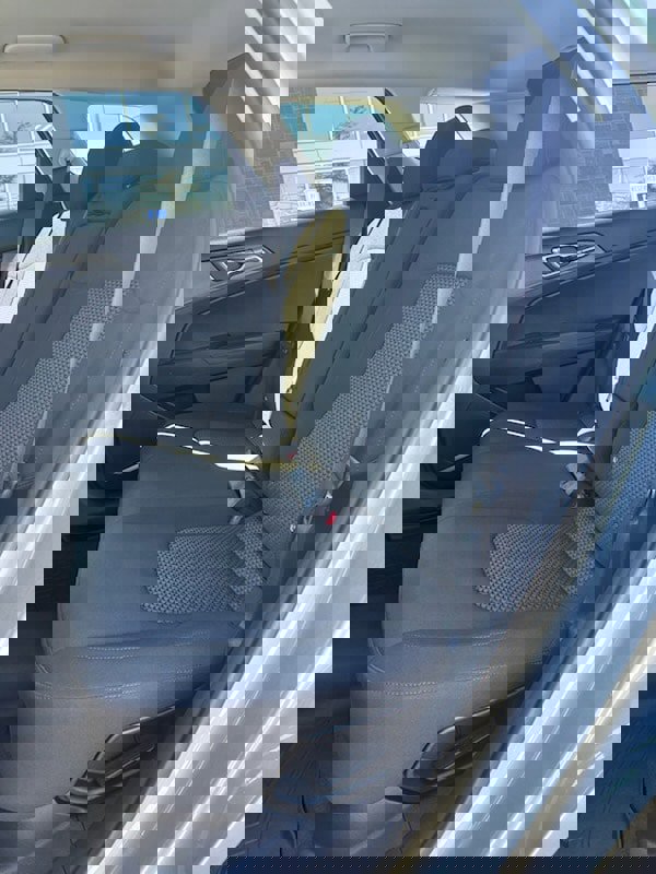 Used 2023 Kia Sportage LX image 17