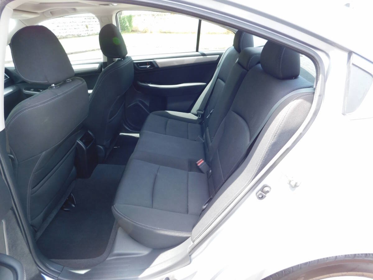 Used 2015 Subaru Legacy 2.5i Premium AWD/4WD image 5