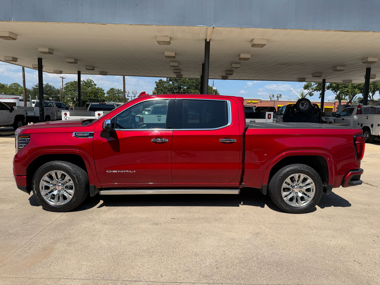 Used 2023 GMC Sierra 1500 Denali w/ Technology Package image 2