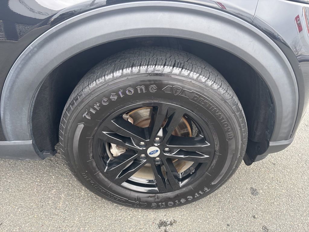 Used 2020 Ford Explorer XLT w/ Comfort Package image 9