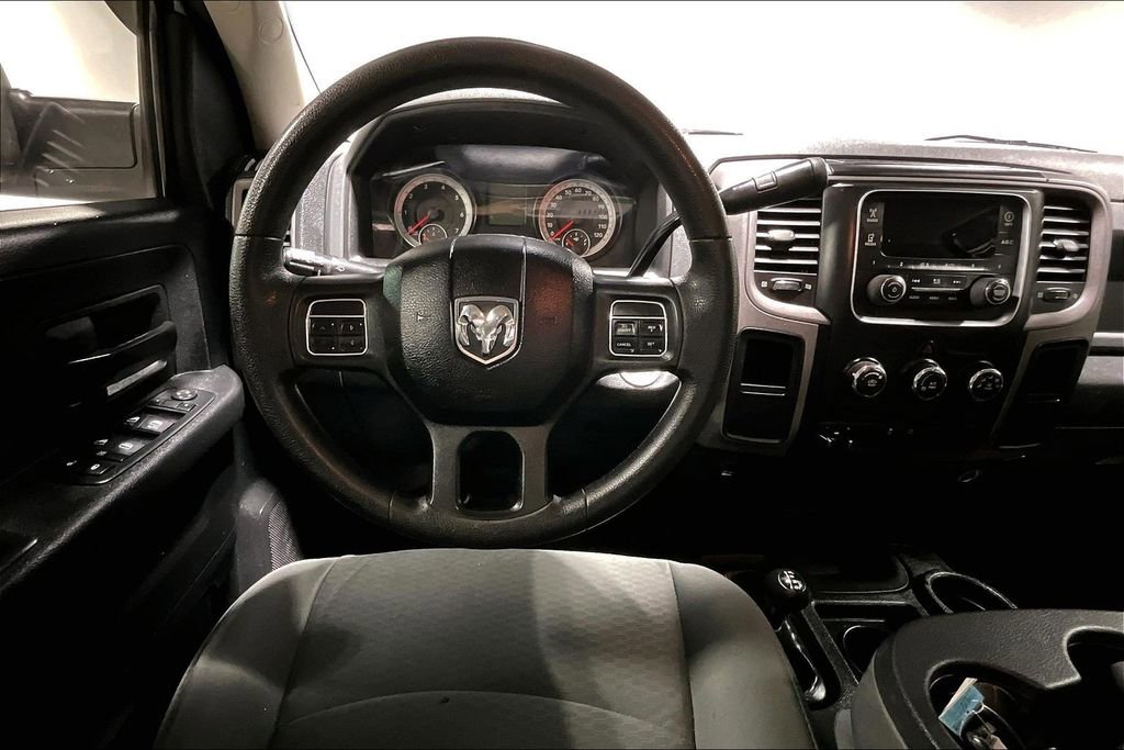 Used 2014 RAM 2500 Tradesman w/ Chrome Appearance Group AWD/4WD image 7