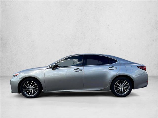 Used 2017 Lexus ES 350 w/ Luxury Package image 6