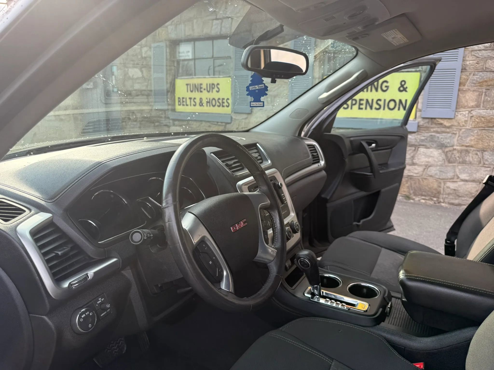 Used 2014 GMC Acadia SLE image 33