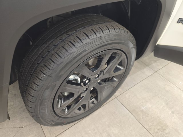Used 2023 Jeep Renegade Altitude AWD/4WD image 36