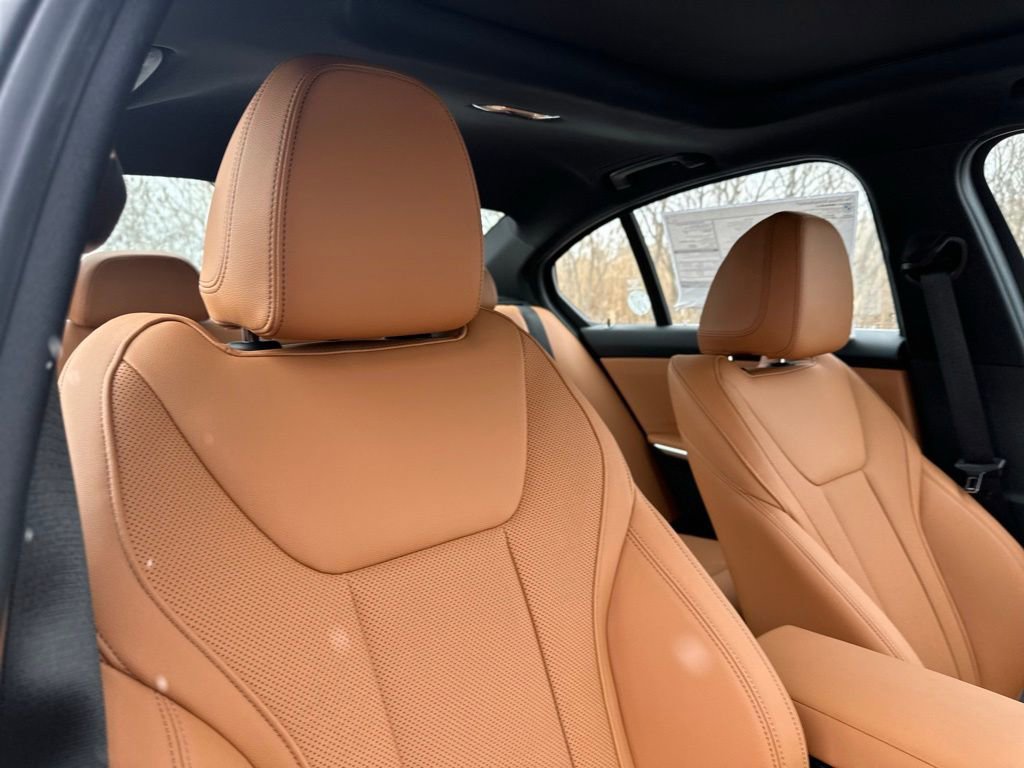 New 2026 BMW 330i xDrive Sedan AWD/4WD image 26