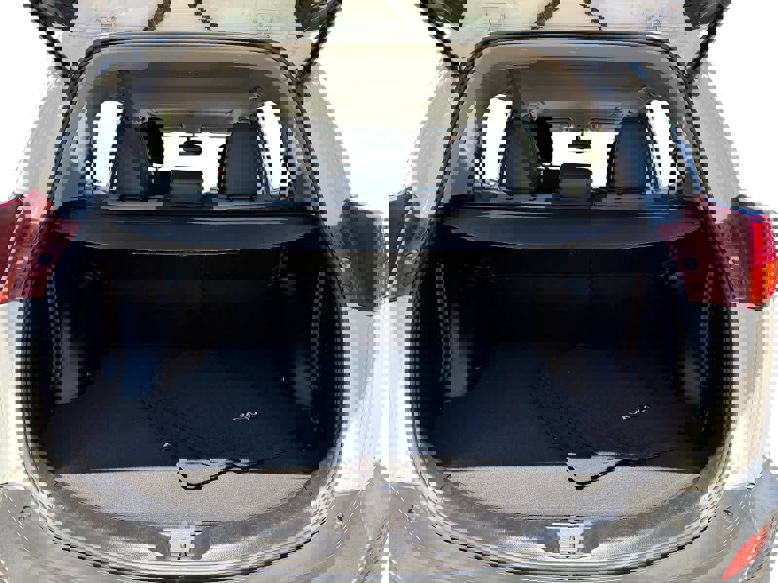 Used 2013 Toyota RAV4 Limited AWD/4WD image 4