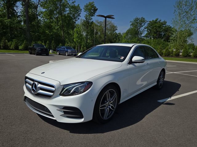 Certified 2019 Mercedes-Benz E 300 4MATIC image 7