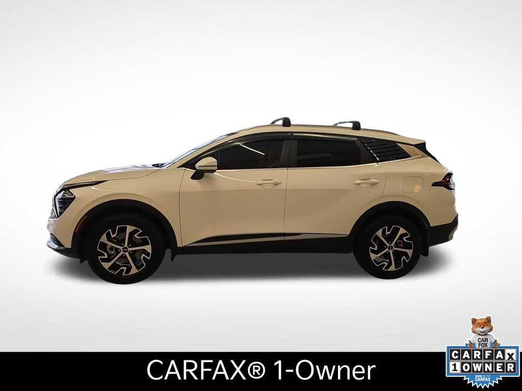 Certified 2025 Kia Sportage EX AWD/4WD image 2