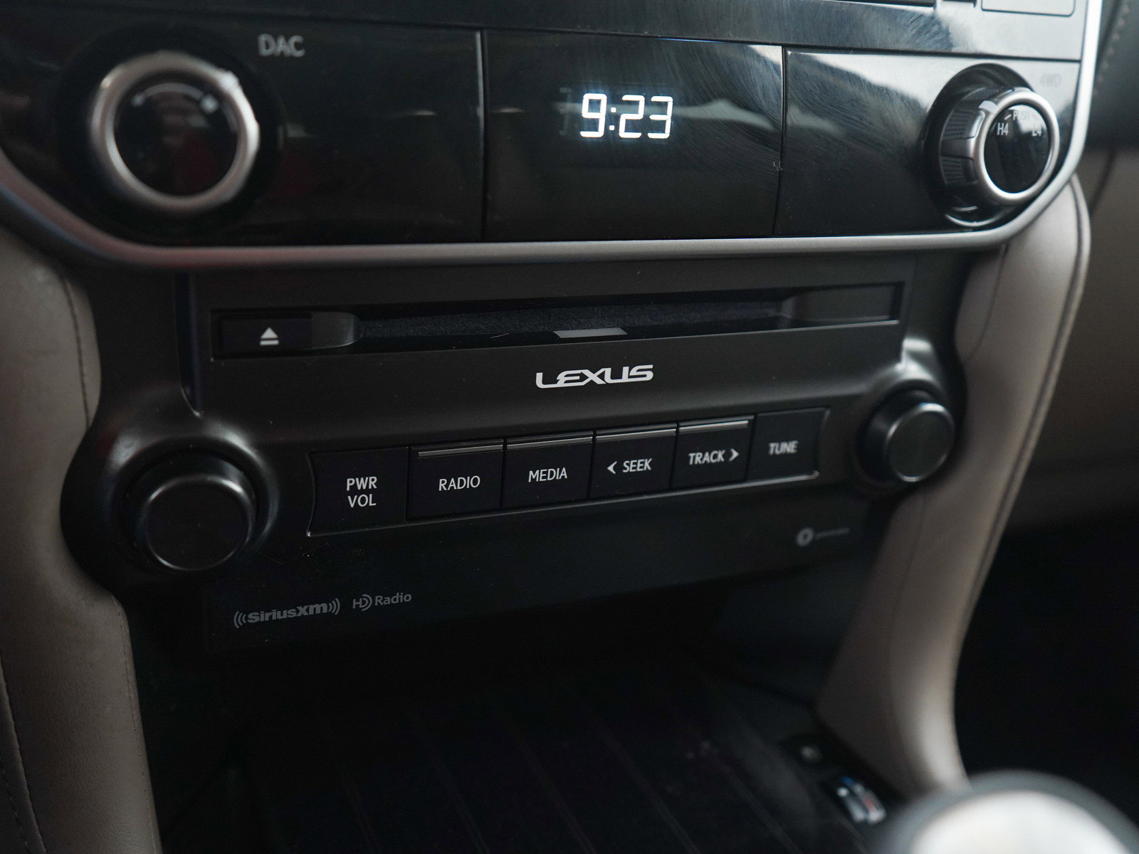 Used 2023 Lexus GX 460 Premium w/ Premium Package image 25