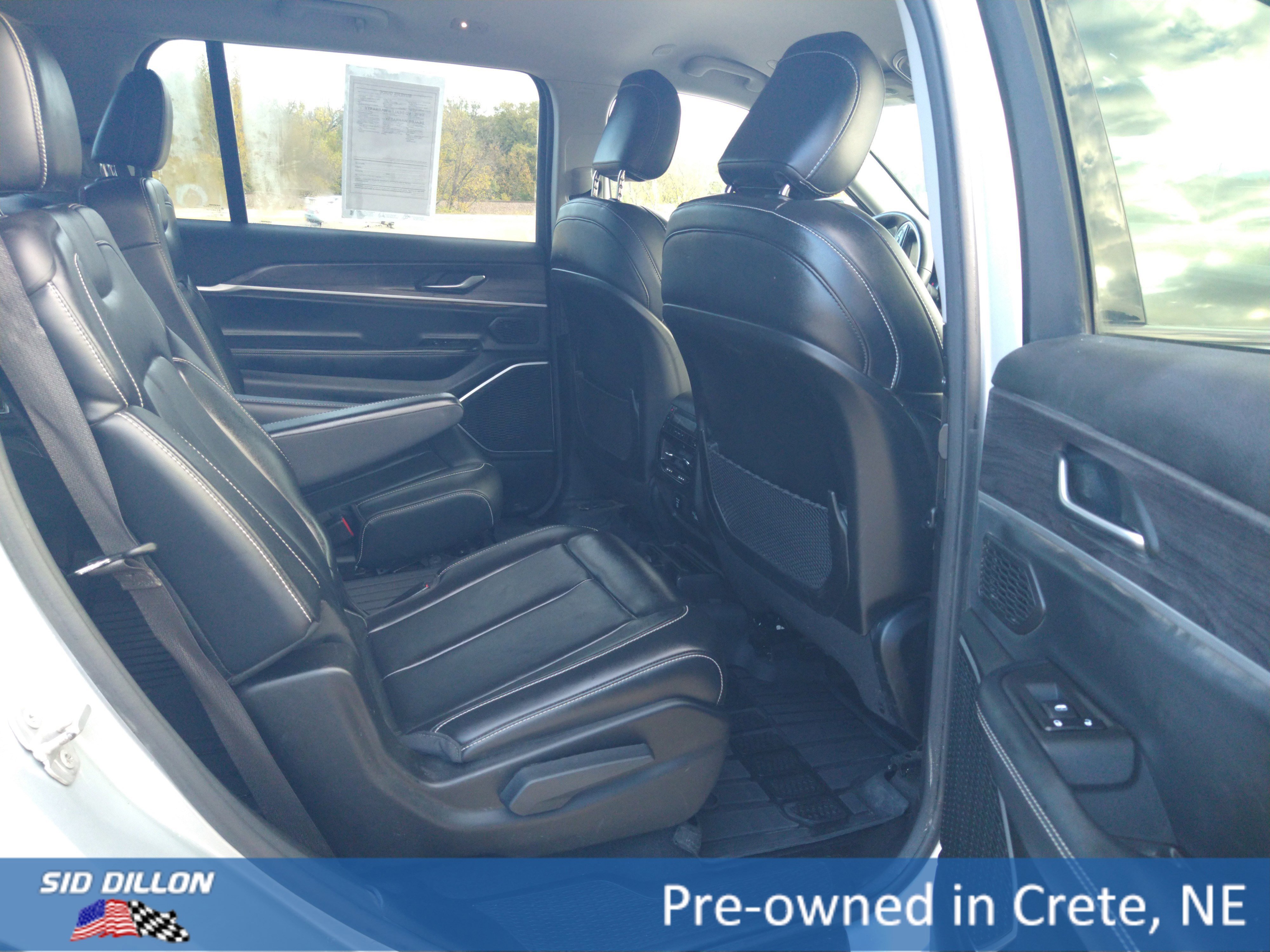 Used 2021 Jeep Grand Cherokee L Limited image 5