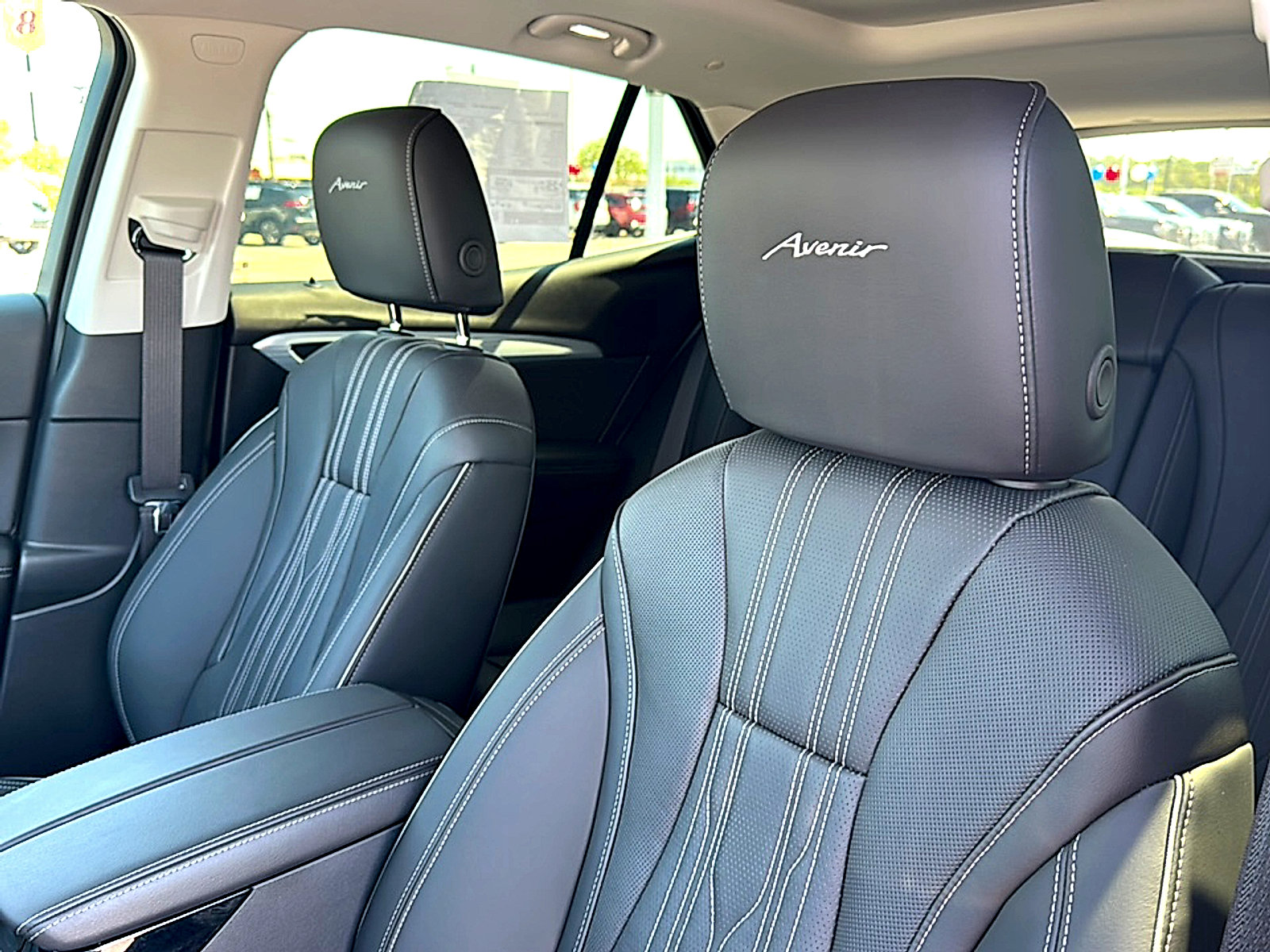 New 2026 Buick Envision Avenir AWD/4WD image 11