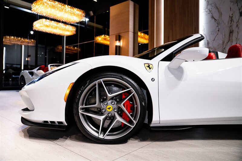 Used 2021 Ferrari F8 Tributo RWD image 29