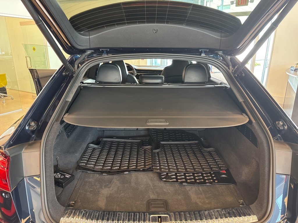 Used 2024 Audi SQ8 Prestige w/ Prestige Package image 26