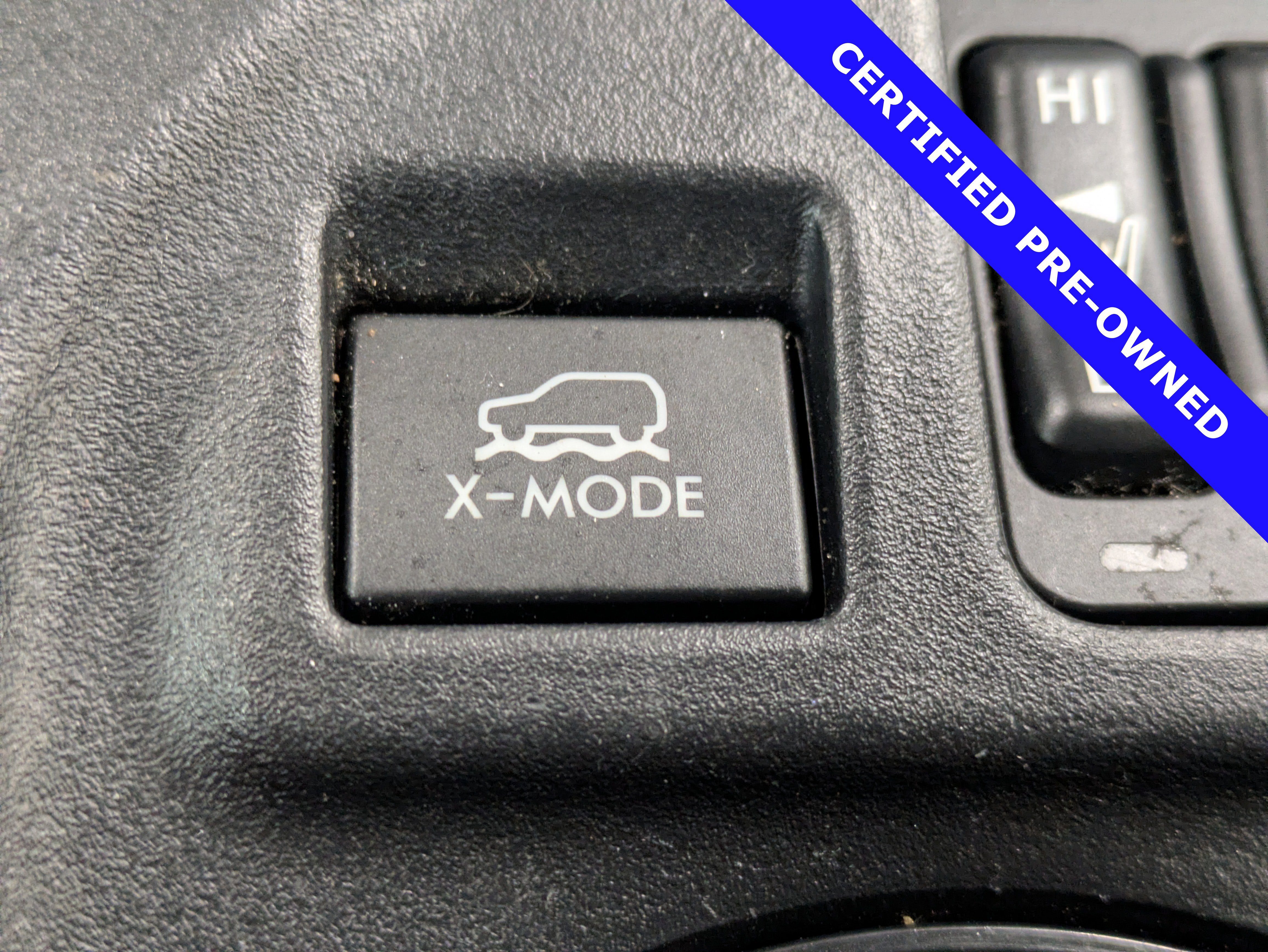 Used 2021 Subaru Crosstrek 2.0i Premium w/ Moonroof Package image 33