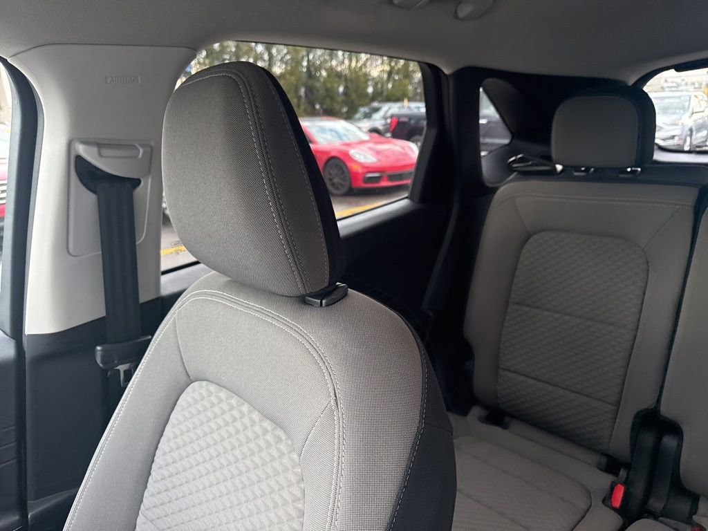 Used 2022 Ford Escape SE w/ Cold Weather Package AWD/4WD image 16