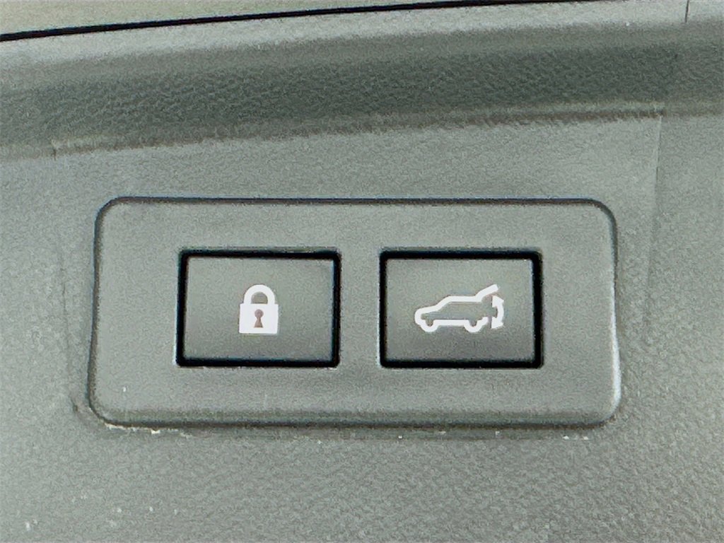 Used 2022 Subaru Outback Touring XT image 26