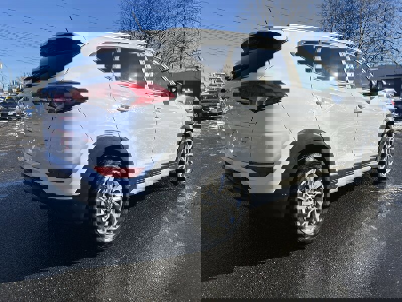 Used 2017 Hyundai Tucson SE image 4