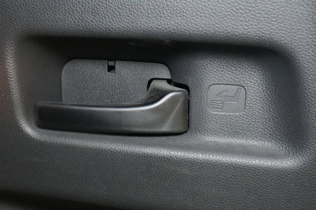 Used 2019 Honda CR-V EX-L image 25